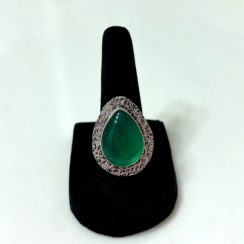 Beautiful Ring 💍 - size 7.5
